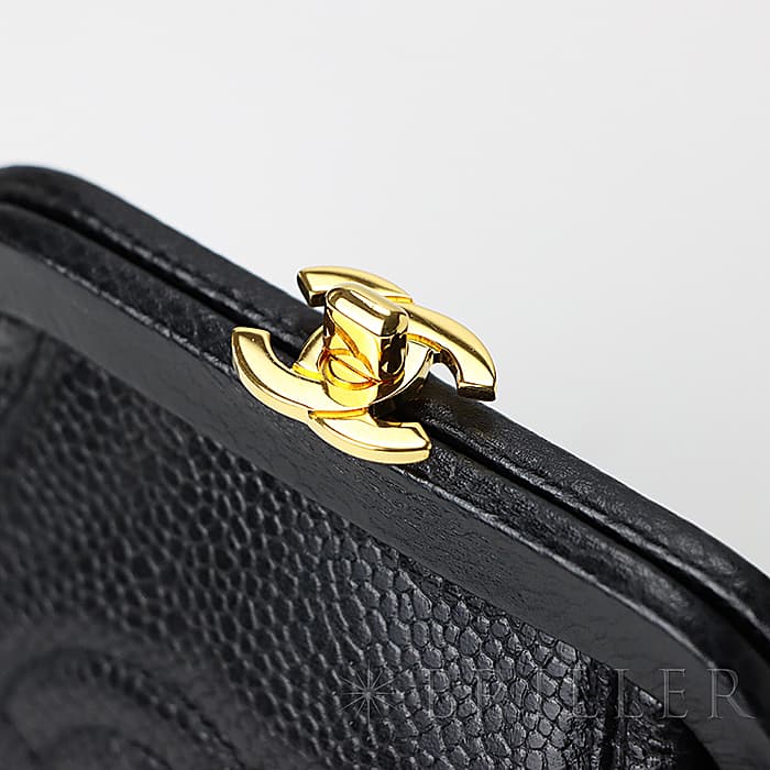 CHANEL シャネル その他 がま口ポーチ キャビアスキン ブラック 4
