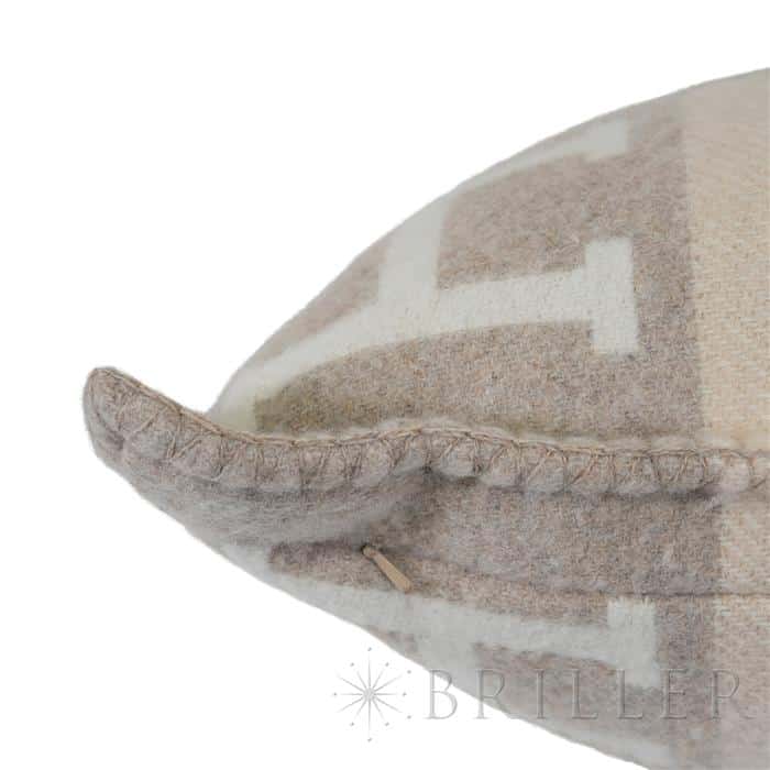 HERMES エルメス クッション アヴァロンIII PM ココ・カモミール H102666M 28 21