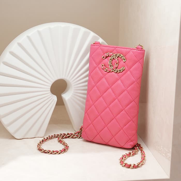 CHANEL シャネル マトラッセ チェーン フォン ホルダー キャビアスキン レザー ピンク ゴールド金具 90240354 2