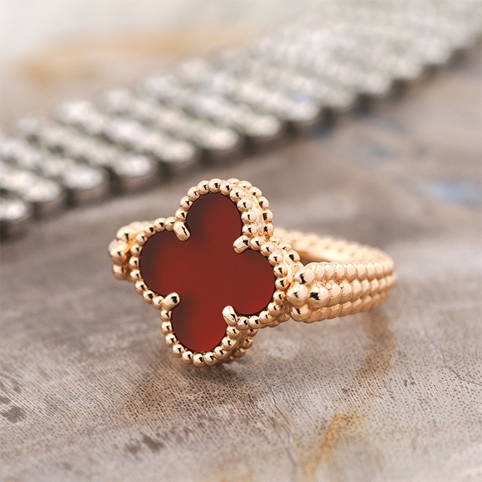 Van Cleef & Arpels ヴァン クリーフ&アーペル アルハンブラ ヴィンテージアルハンブラ リバーシブル リング ローズゴールド カーネリアン 8号 VCARP7U500 2