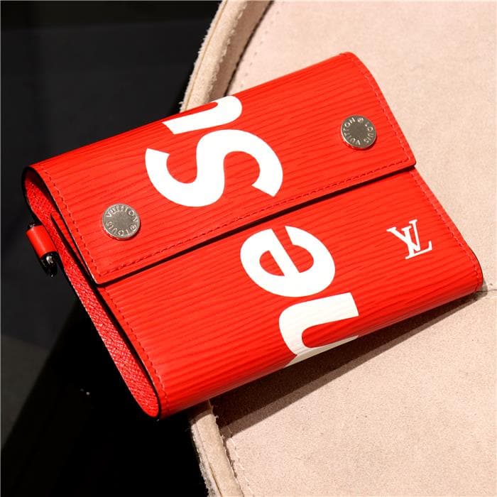 LOUIS VUITTON  ルイ・ヴィトン チェーンコンパクトウォレット シュプリーム エピ レッド M67555 2