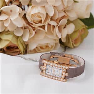 HARRY WINSTON ハリー・ウィンストン アベニュー クラシック オートマティック AVEAHM21RR001