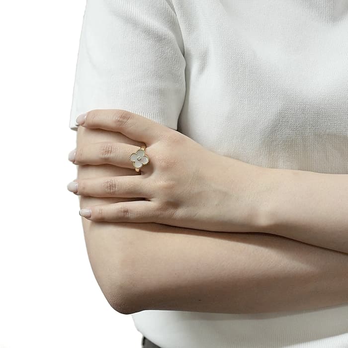 Van Cleef & Arpels ヴァン クリーフ&アーペル アルハンブラ ヴィンテージアルハンブラ リング イエローゴールド マザーオブパール ダイヤモンド VCARA41152 14