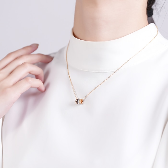 BOUCHERON　ブシュロン キャトル ペンダント クラシック スモール JPN00547【未使用品】 14