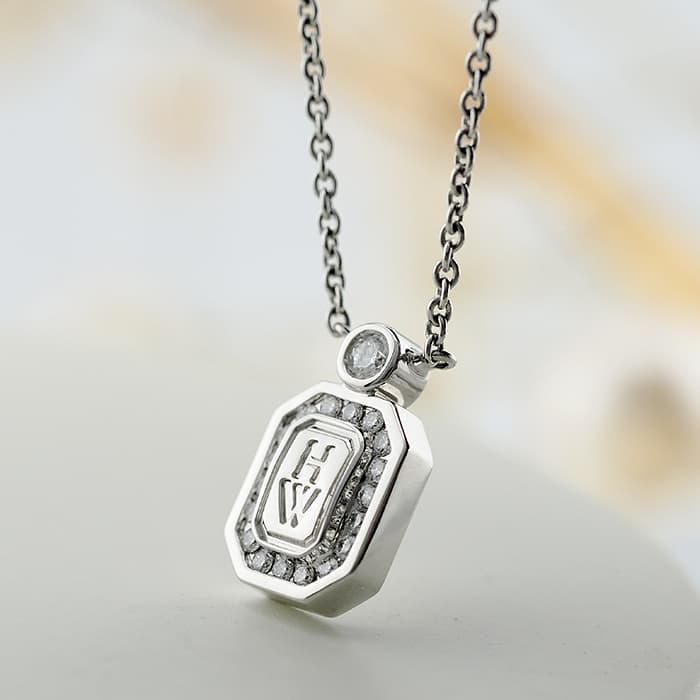 HARRY WINSTON ハリー・ウィンストン HWロゴ ダイヤモンド ペンダント ネックレス ホワイトゴールド PEDWRD16HWL 2