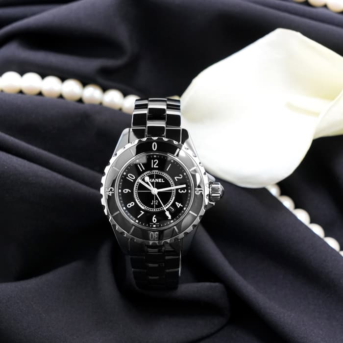 CHANEL シャネル J12 H0682 J12 33mm ブラックセラミック 2